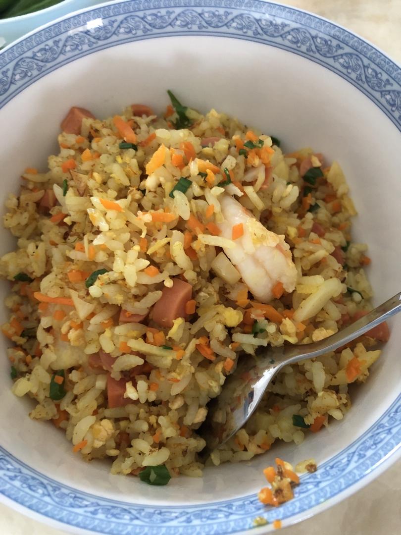 翻滚吧💥虾仁咖喱炒饭