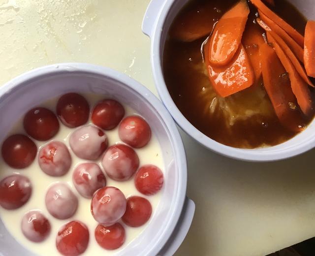 减脂第一天午餐土豆泥+西红柿酸奶的做法