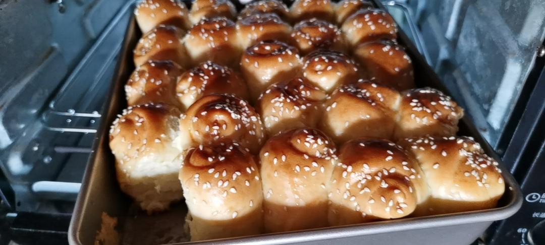 脆底蜂蜜小面包