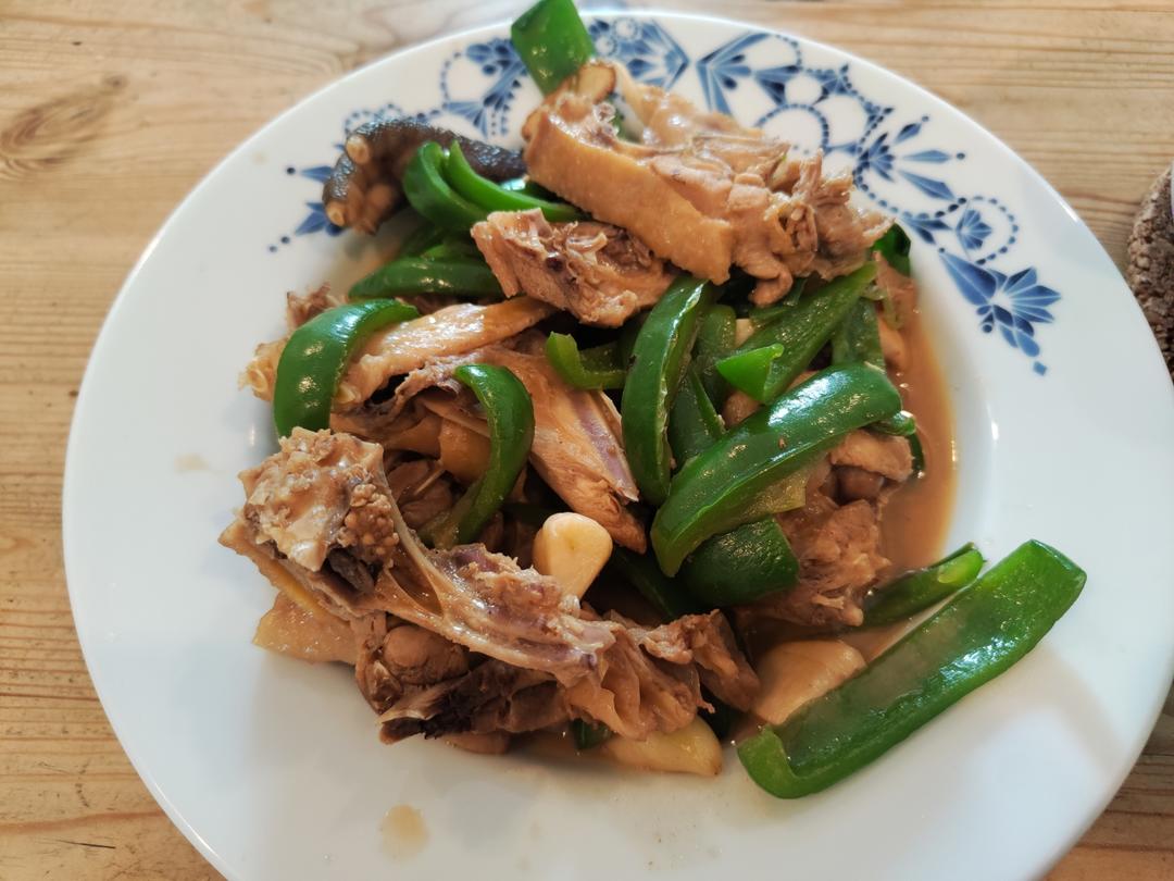 “一战封神”的青椒炒鸡