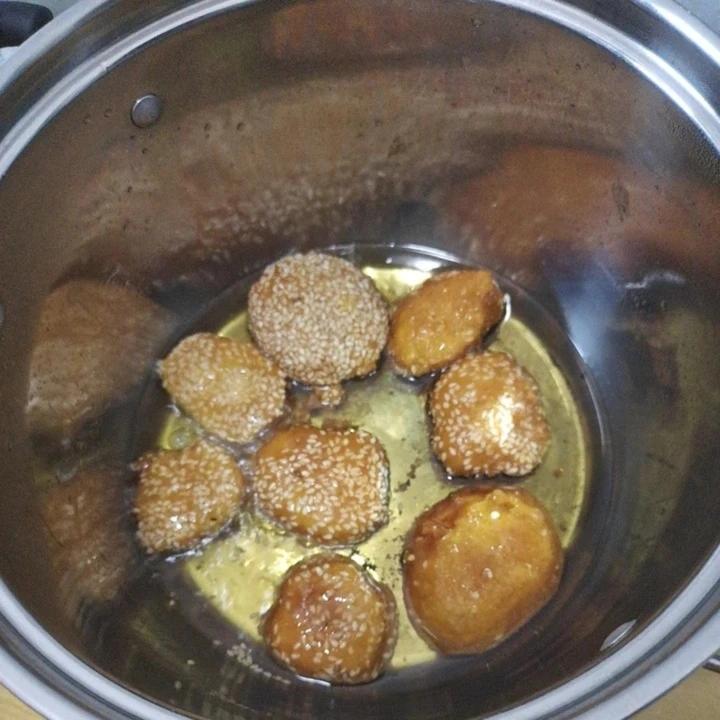 平底锅就能做!香甜软糯的南瓜饼