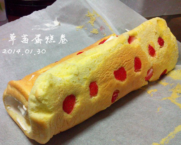 草莓蛋糕卷