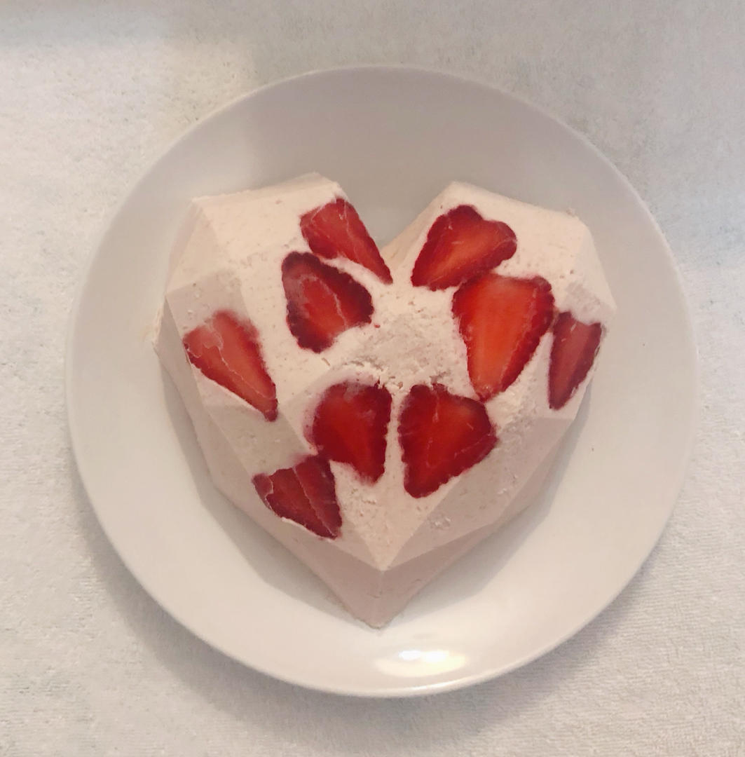 少女❤3D钻石心形覆盆子乳酪慕斯（7寸）