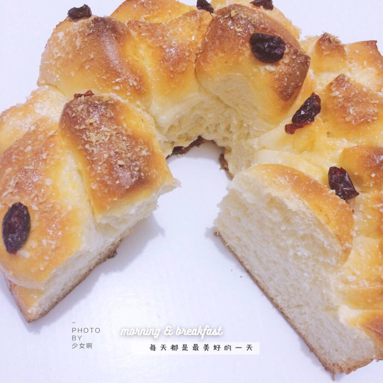 日式香浓炼乳面包