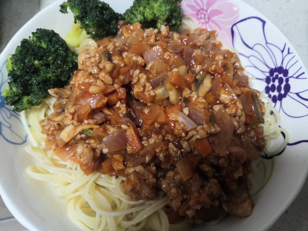 5分钟内被舔盘的意大利经典番茄肉酱面