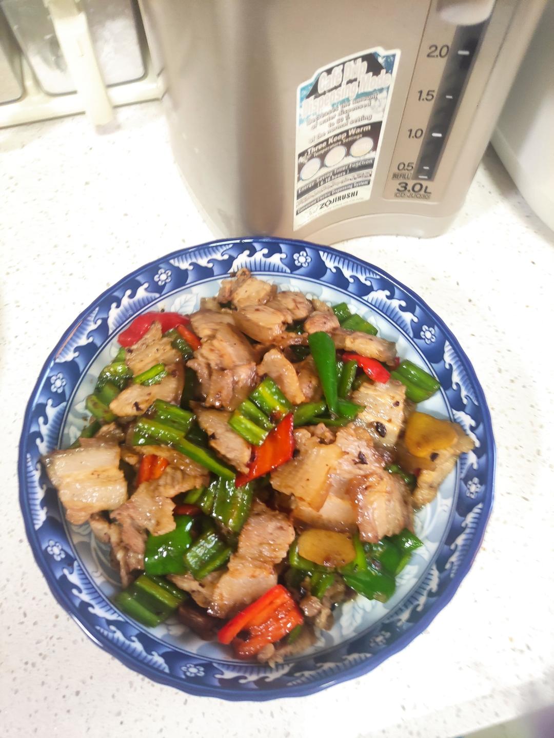 青椒炒五花肉