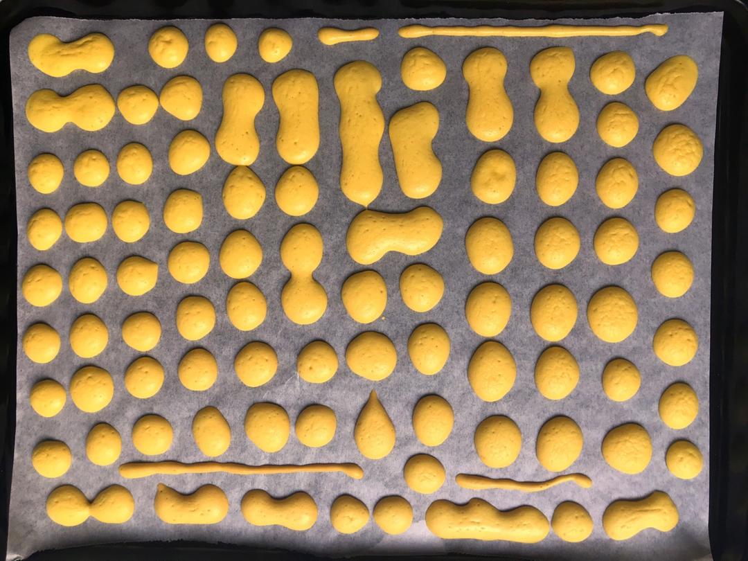 入口即化的无添加蛋黄溶豆