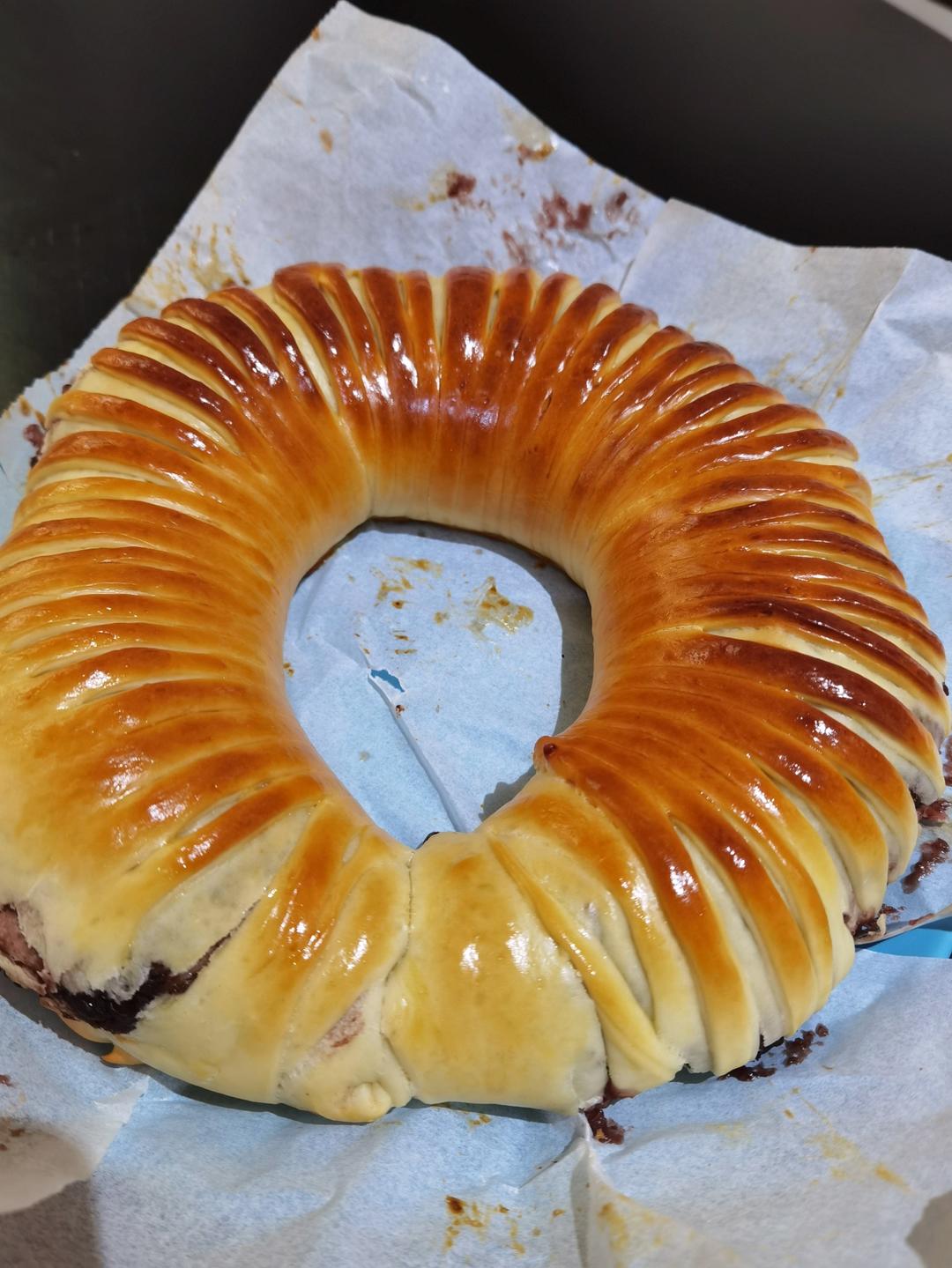 100款造型[1] 红豆线圈面包[一个面团变身100种风味造型]