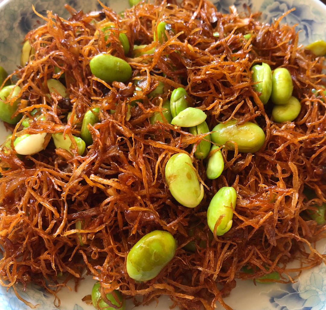 不用切，用手撕一撕，杏鲍菇的这种新做法，好吃极了