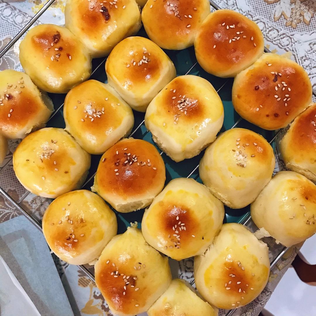 超级柔软拉丝的蜂蜜小餐包