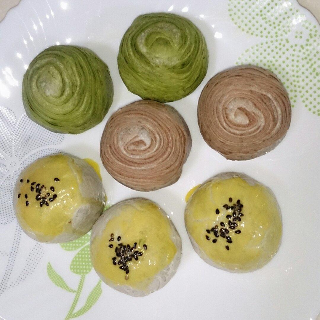 蛋黄酥~紫薯、抹茶、原味~花好月圆，中秋快乐~内附一次做六色蛋黄酥方法~