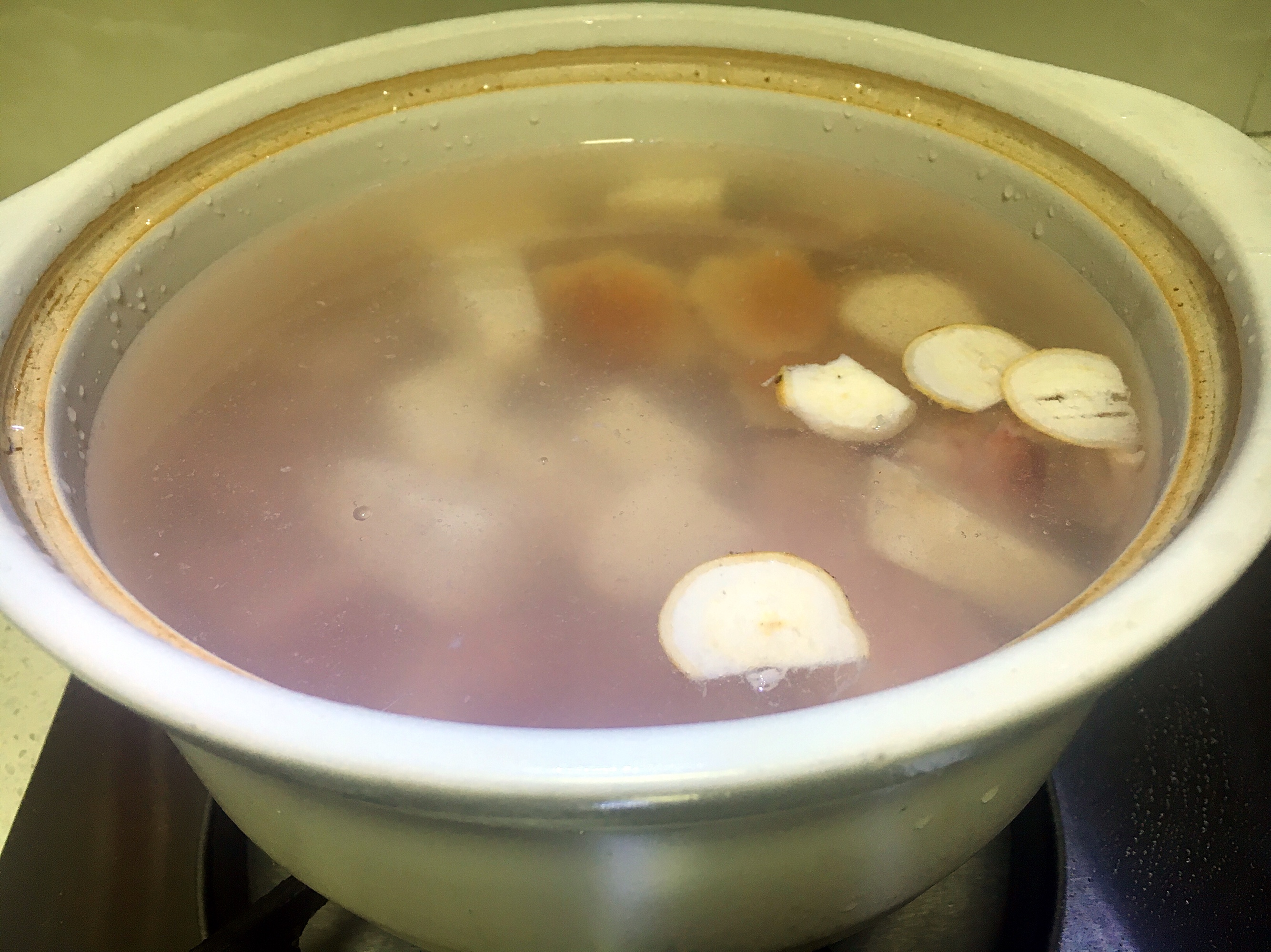 春夏养生汤：龙骨茯苓粉葛去湿汤的做法 步骤2