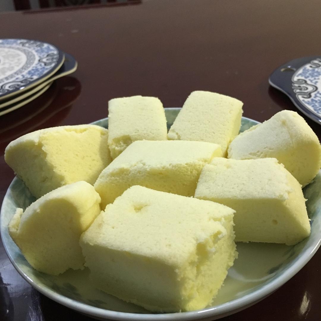 好吃不上火的宝宝辅食~蒸蛋糕
