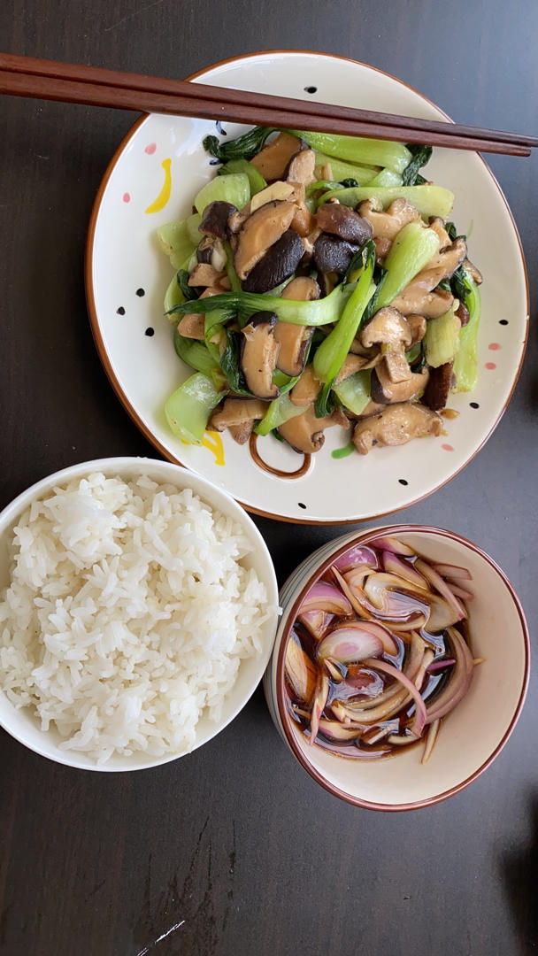 简易版香菇扒油菜