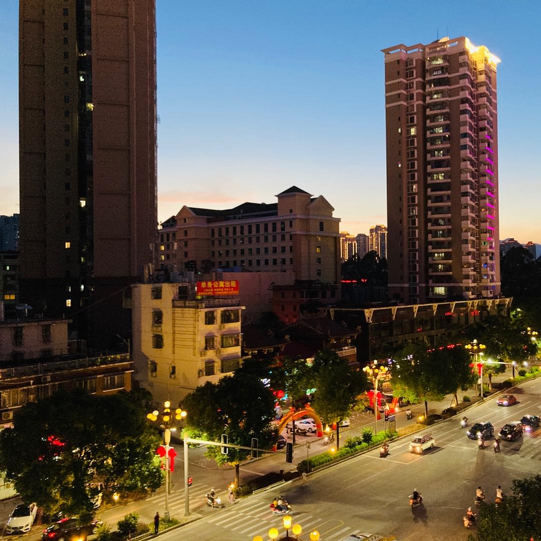 一口一个大妖怪