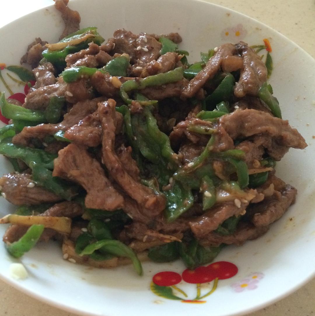孜然牛肉炒青椒