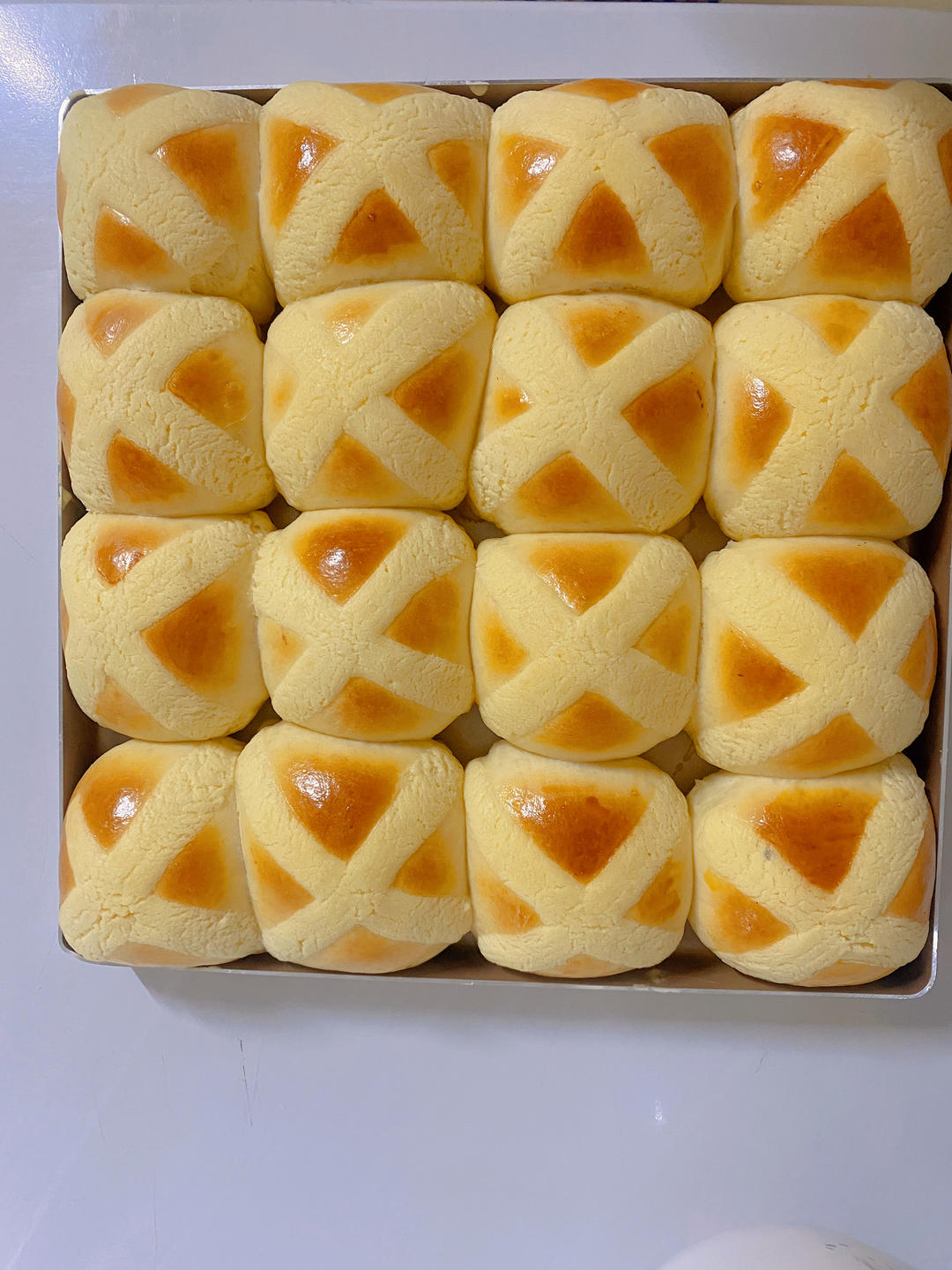 松软拉丝的蔓越莓雪芙餐包！