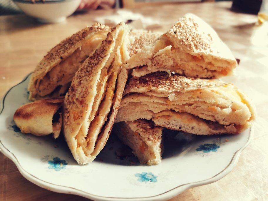 咸蛋黄发面千层饼