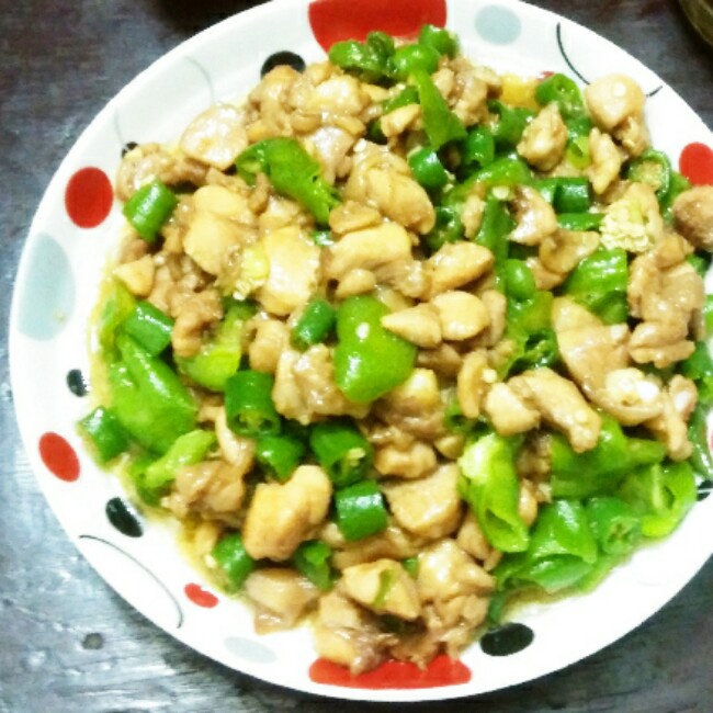 青椒炒鸡腿肉（大厨级别）