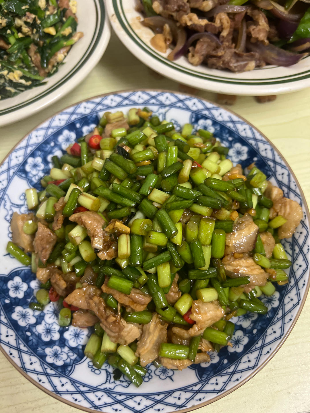 蒜苔炒肉末，三碗米饭都不够吃