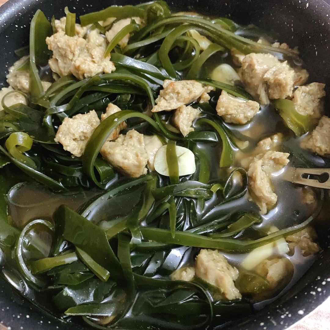 十分钟完成的韩式海带牛肉汤，简单易做，会烧水就行！