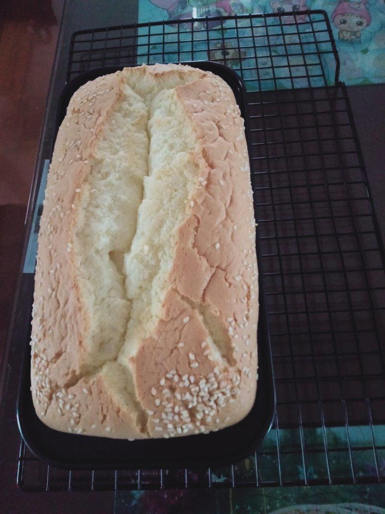 蛋糕店超🔥的金枕蛋糕｜口感绵密🍰松松软软