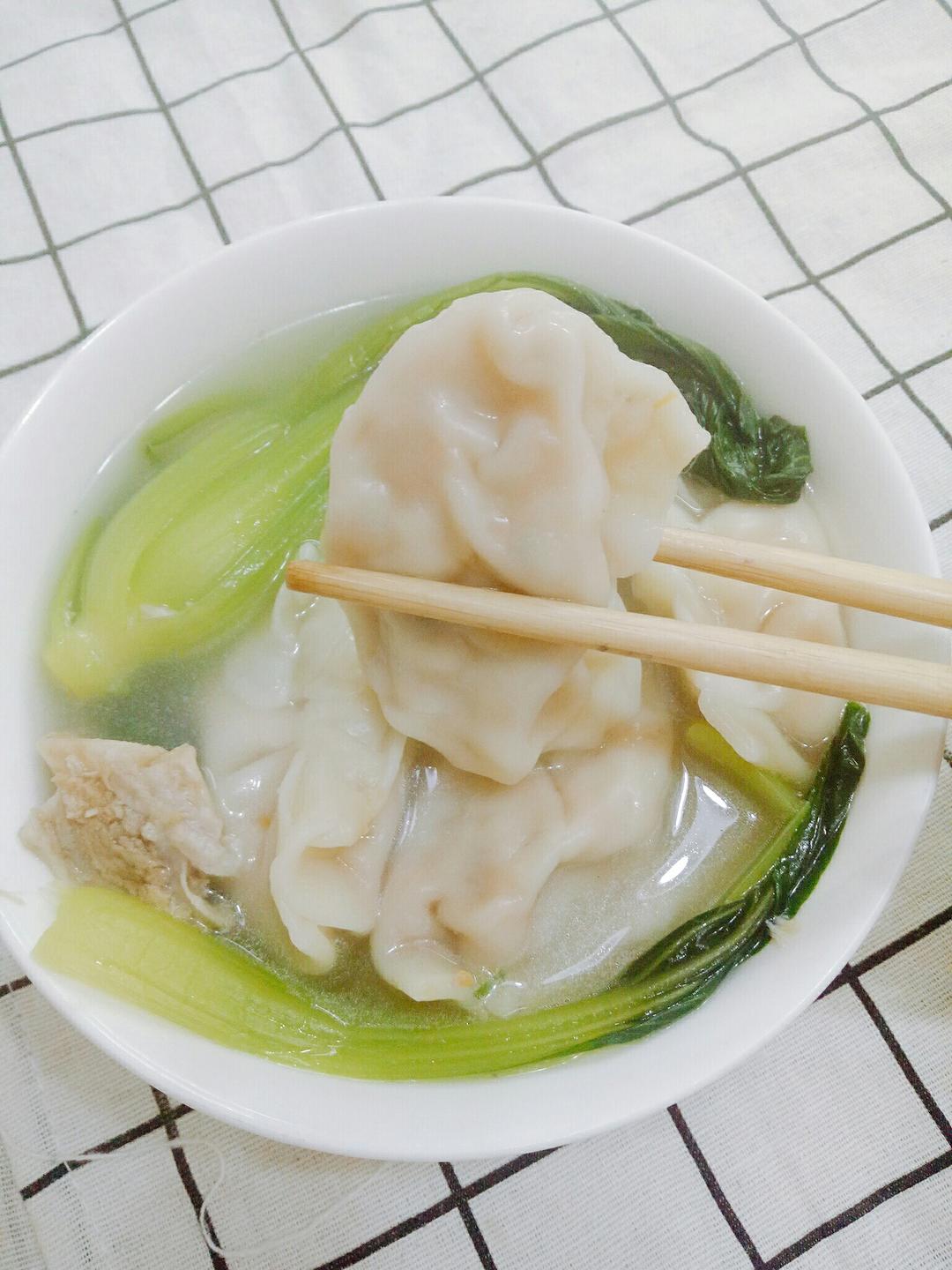 健身期想吃饺子？试试鲜虾鸡肉饺子