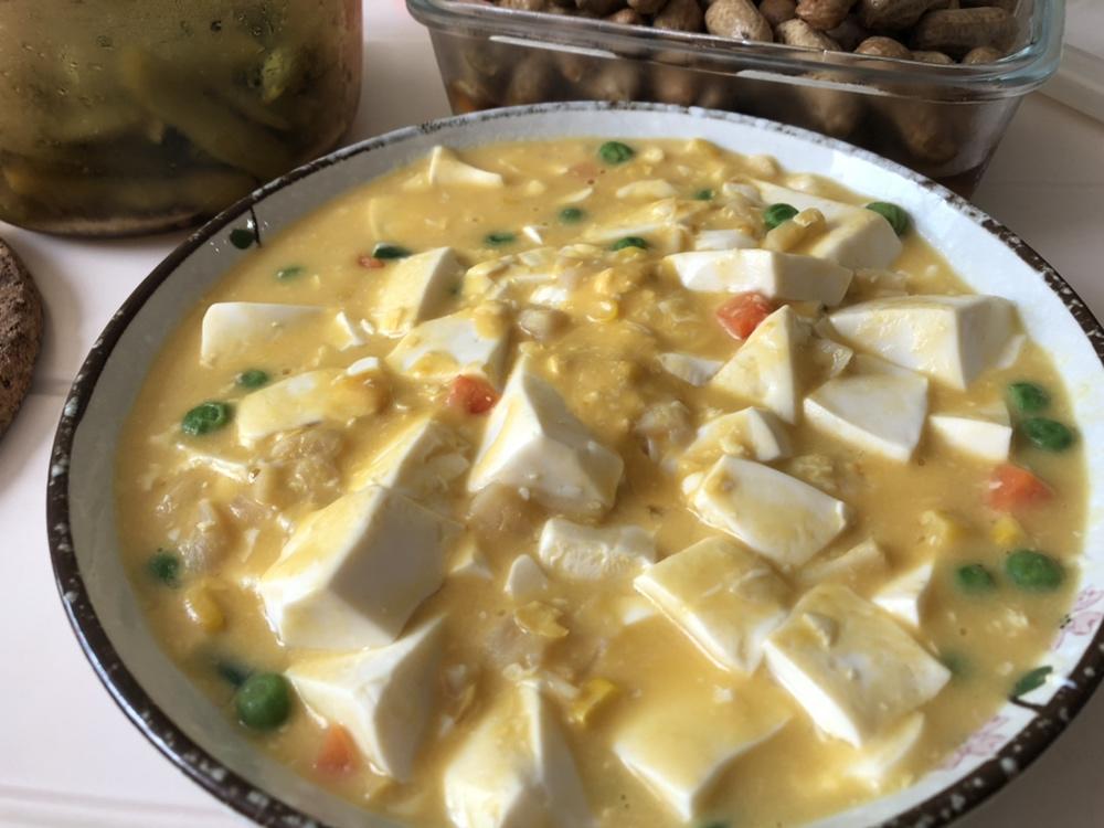 蟹黄豆腐（咸蛋黄版）