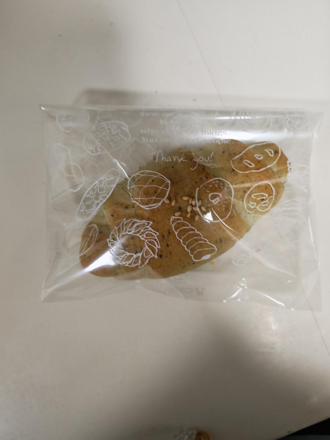 黑椒脆肠芝士海盐卷