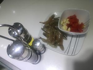 茄汁对虾的做法 步骤1