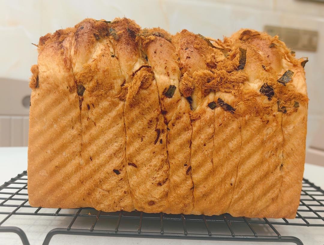 香迷糊啦！波兰种香葱肉松吐司！好吃到停不下来！