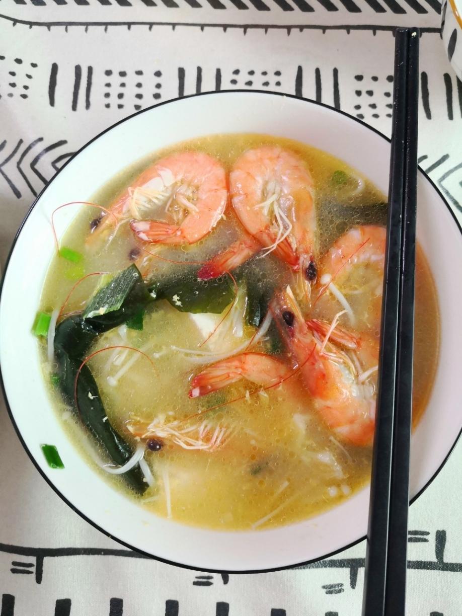 孩子增高汤 | 虾仁豆腐裙带菜汤