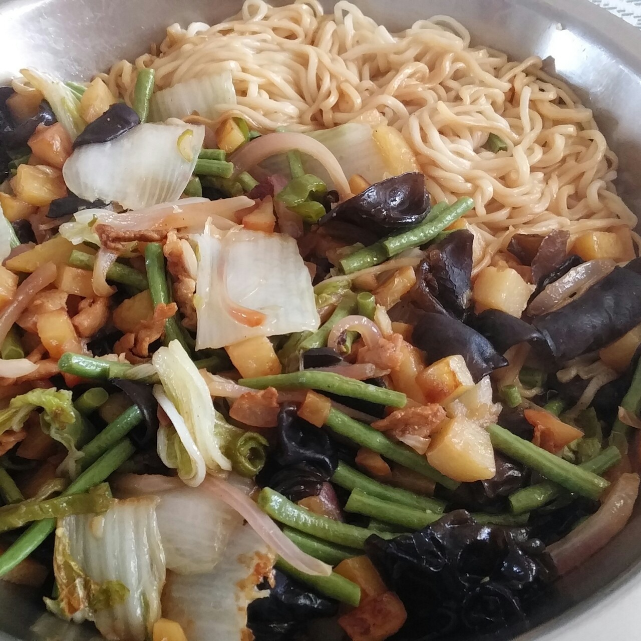 土豆焖面