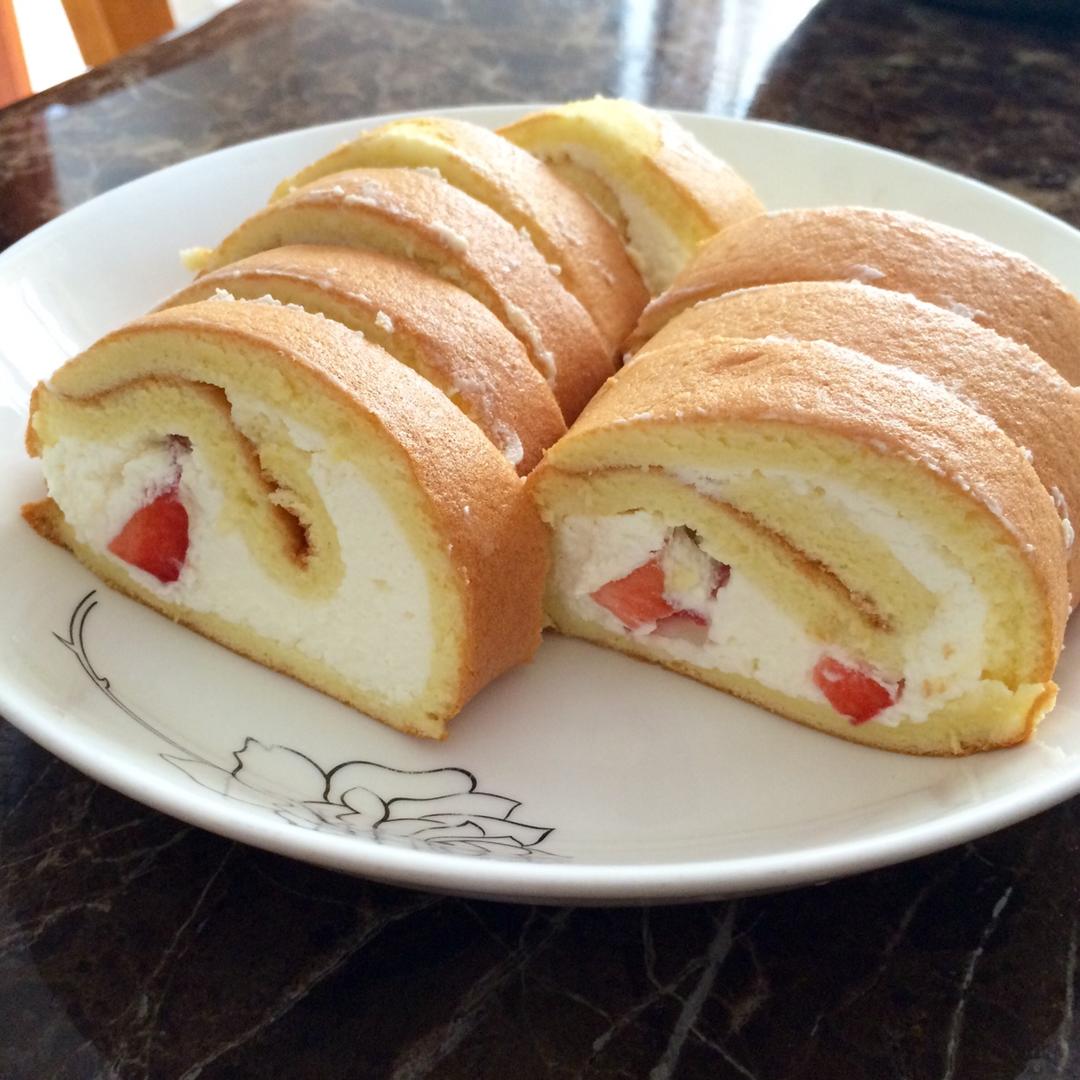 《Tinrry下午茶》教你做基础原味蛋糕卷