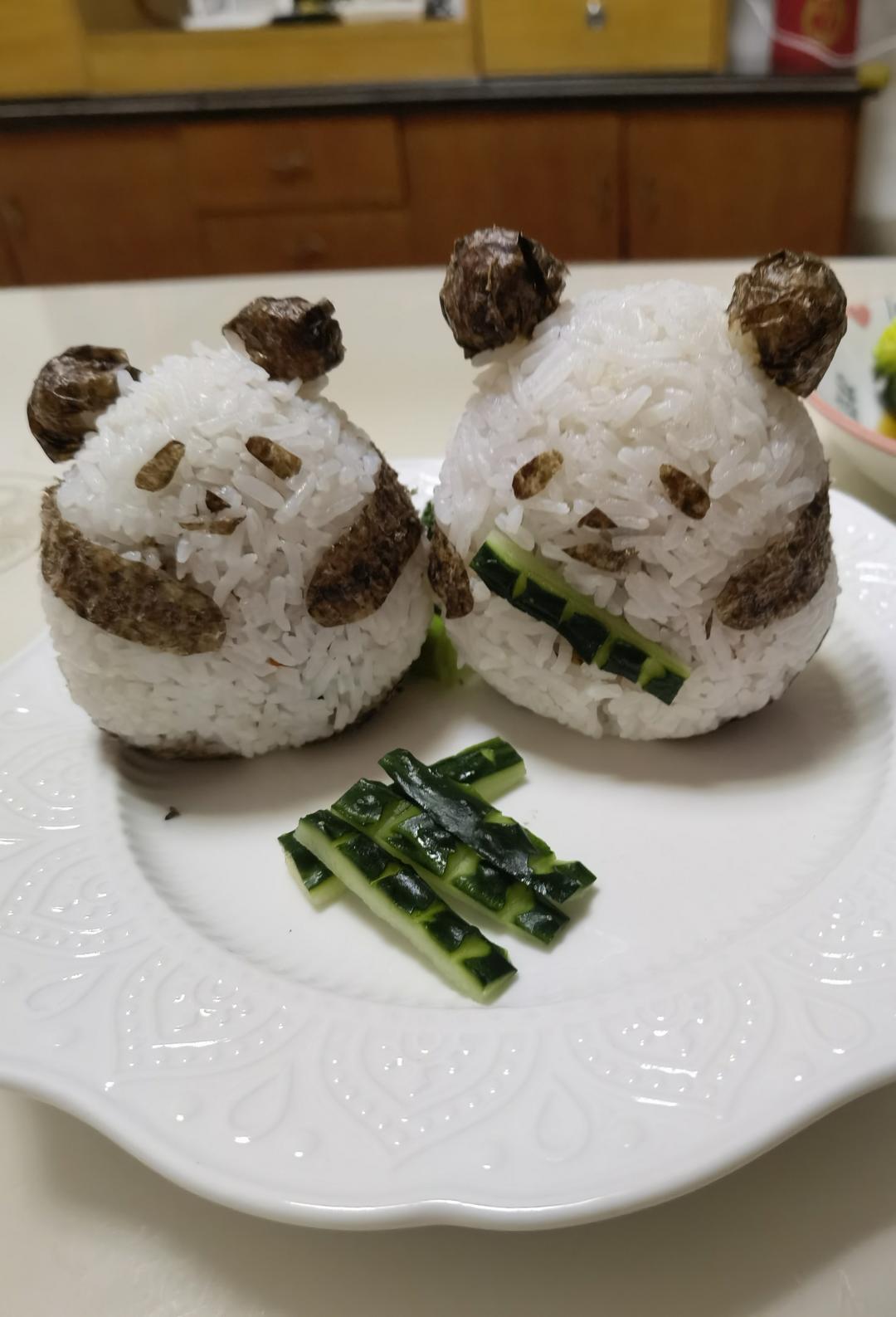 熊猫饭团｜花花，果赖