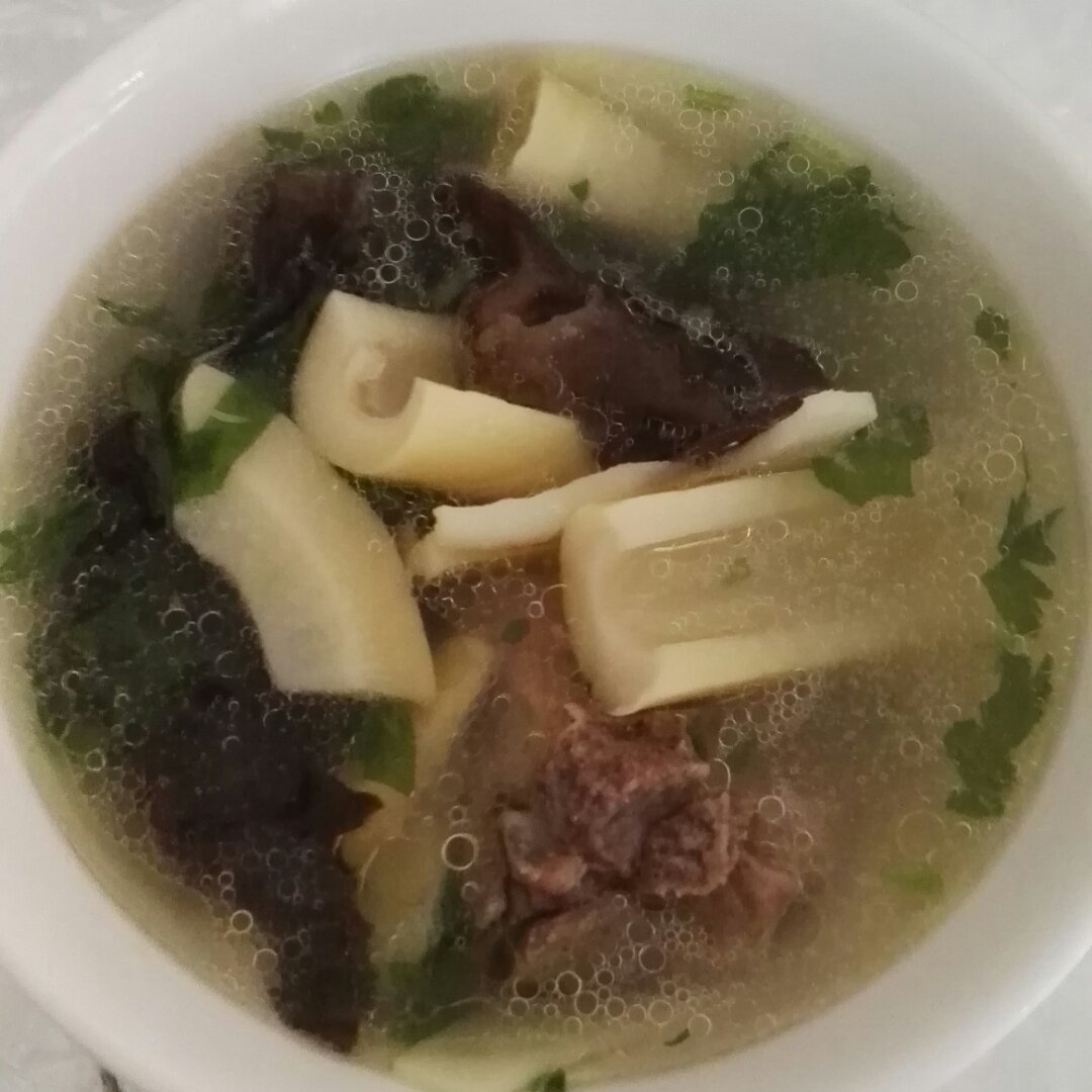 扁尖排骨汤