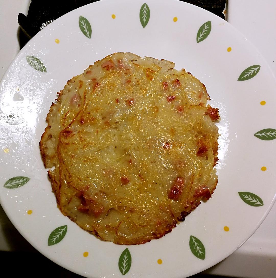 土豆火腿肠鸡蛋饼
