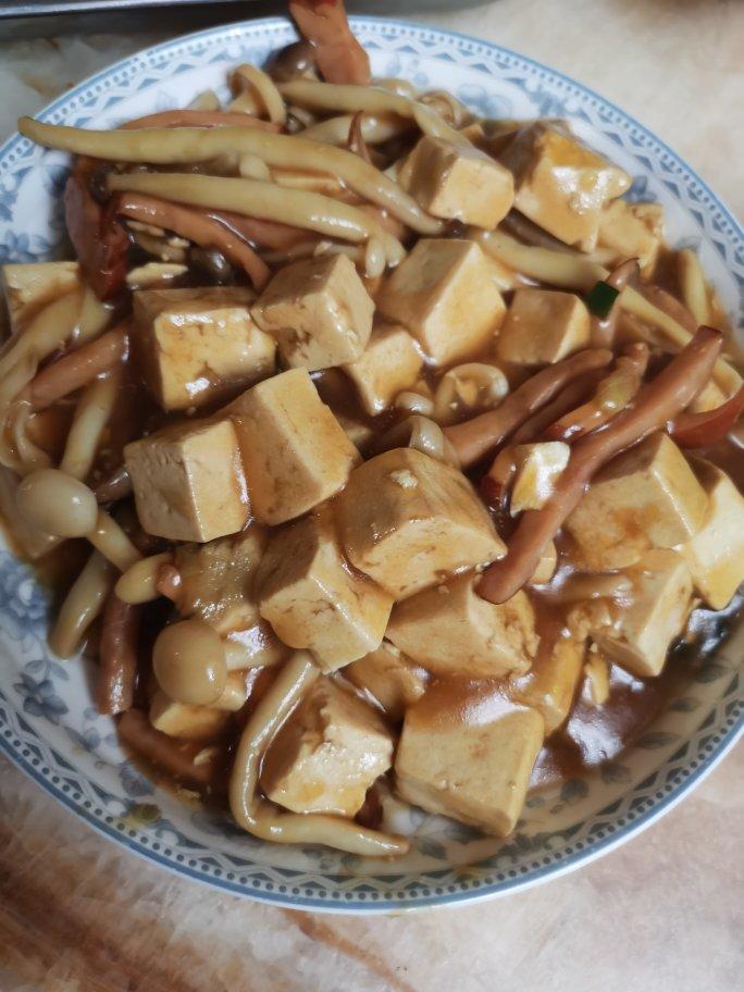 白玉菇烧豆腐