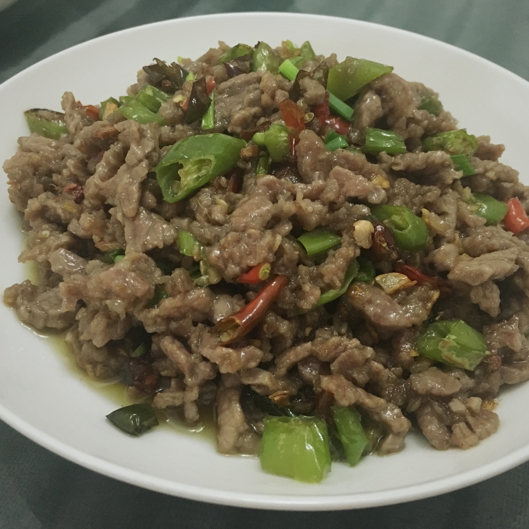 家常炒菜 双椒牛肉