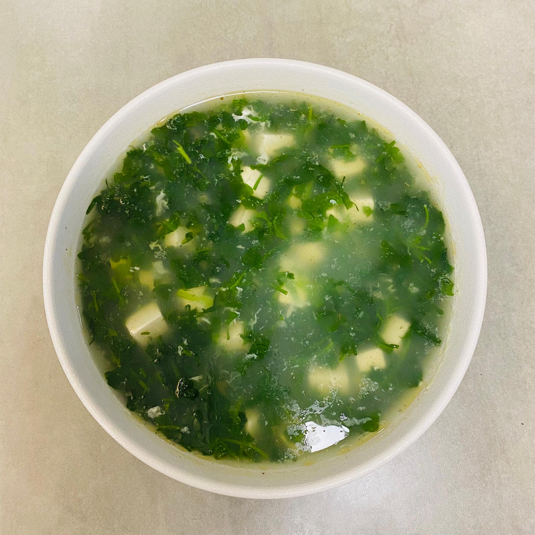 荠菜豆腐汤