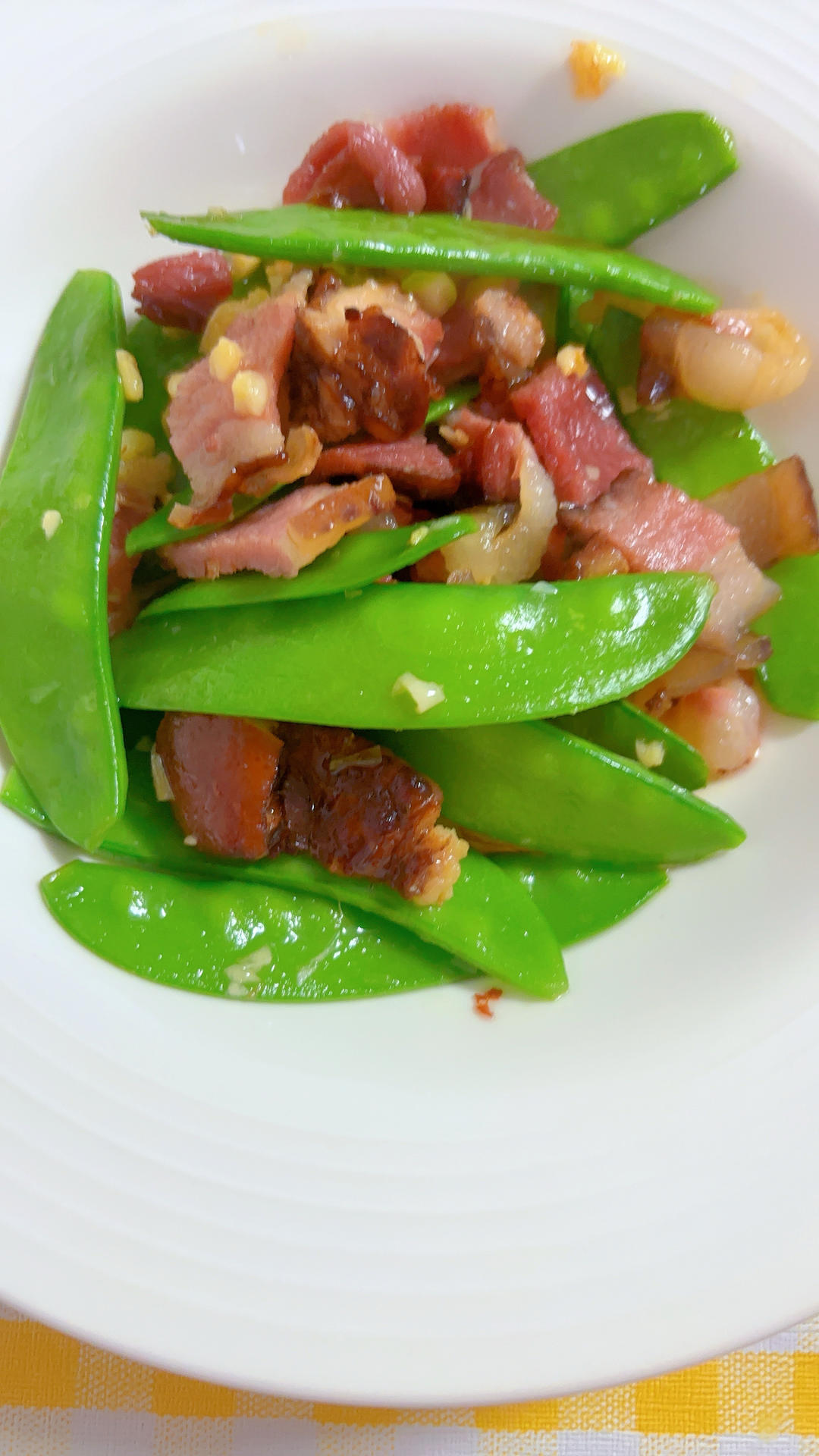 豌豆荚炒腊肉