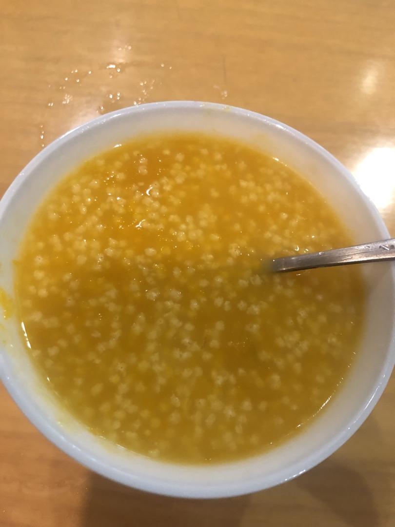 南瓜小米粥(人见人爱版)