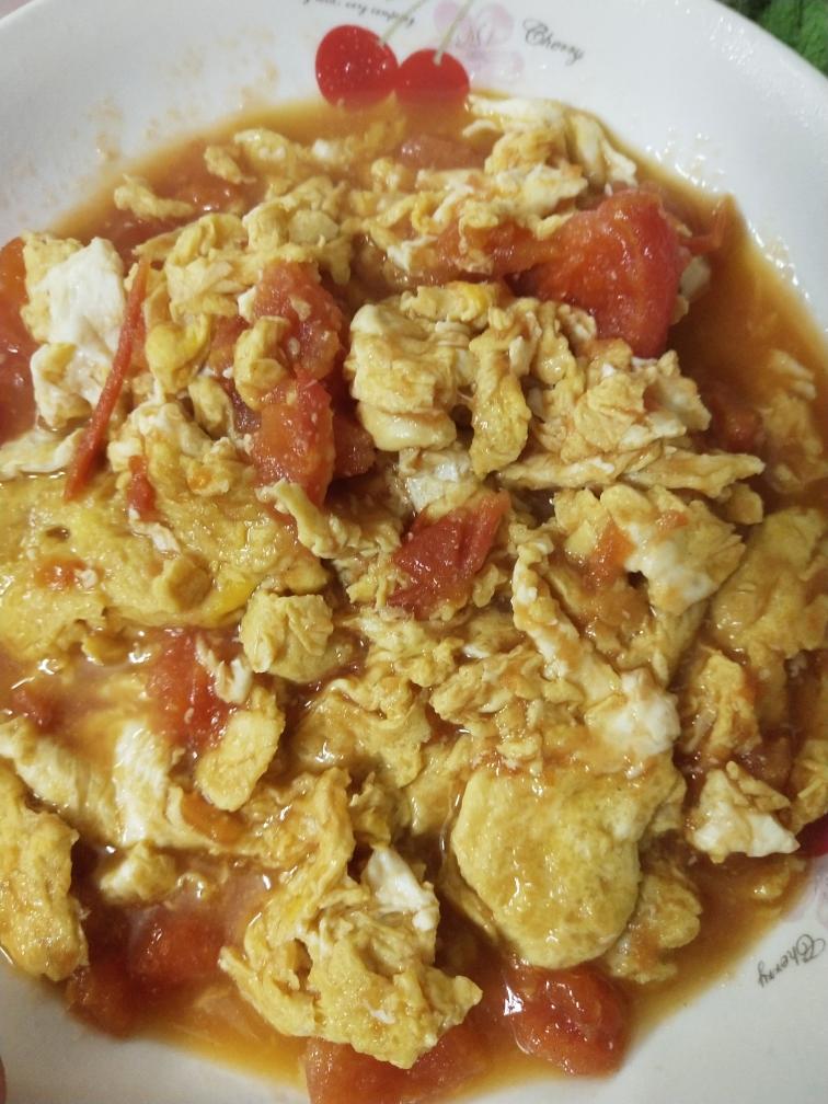 西红柿炒鸡蛋的做法