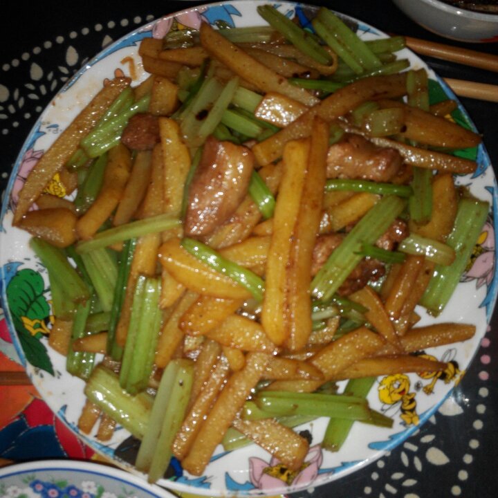 西芹土豆条