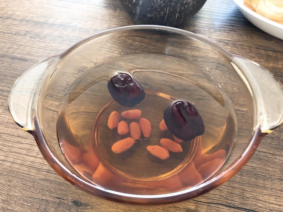 一碗补足女人血色的汤水——五红汤