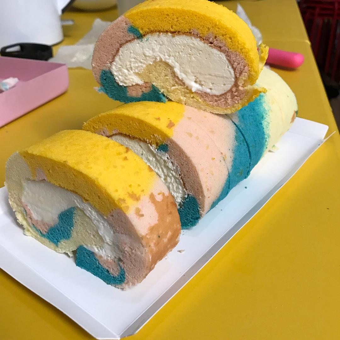 彩虹蛋糕卷