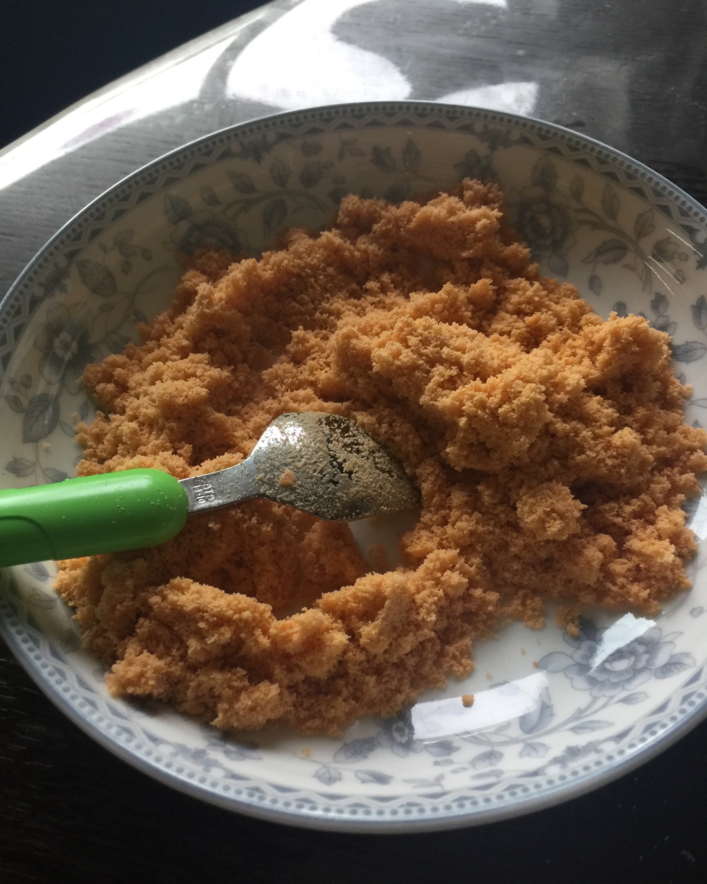 宝宝辅食：蓬松好吃又营养的三文鱼松