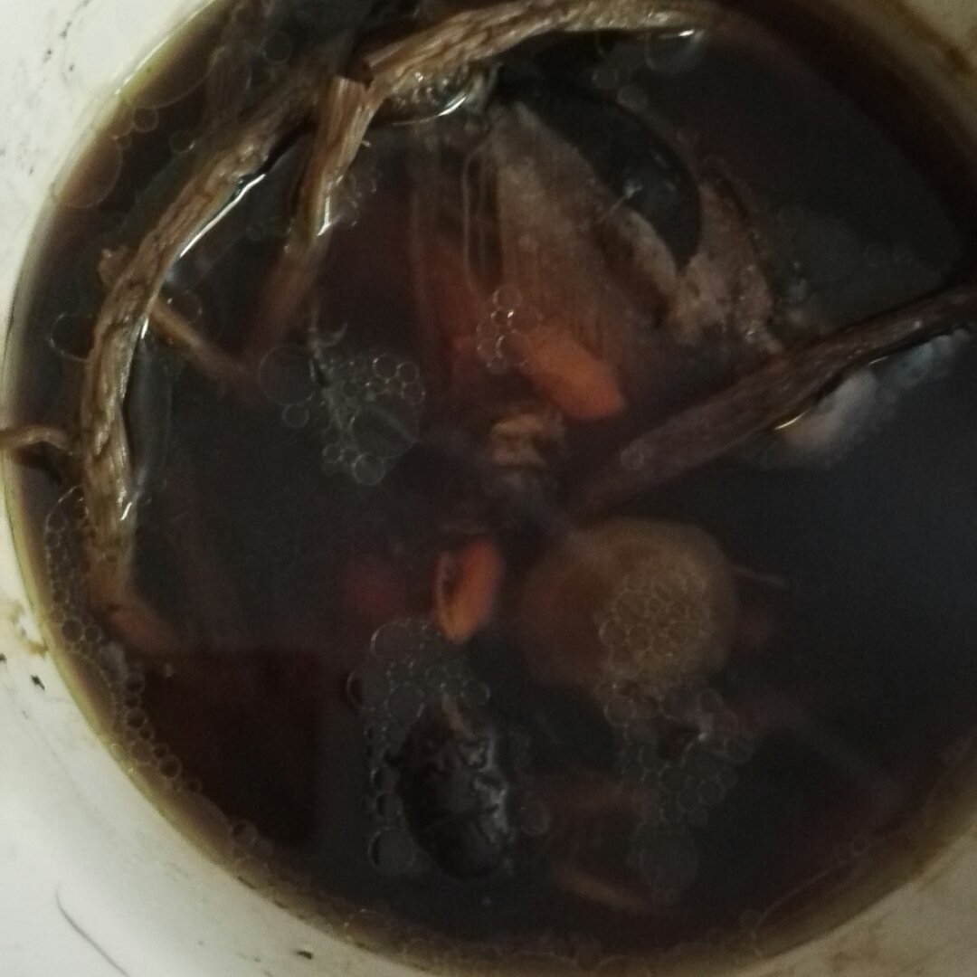 茶树菇乌鸡汤