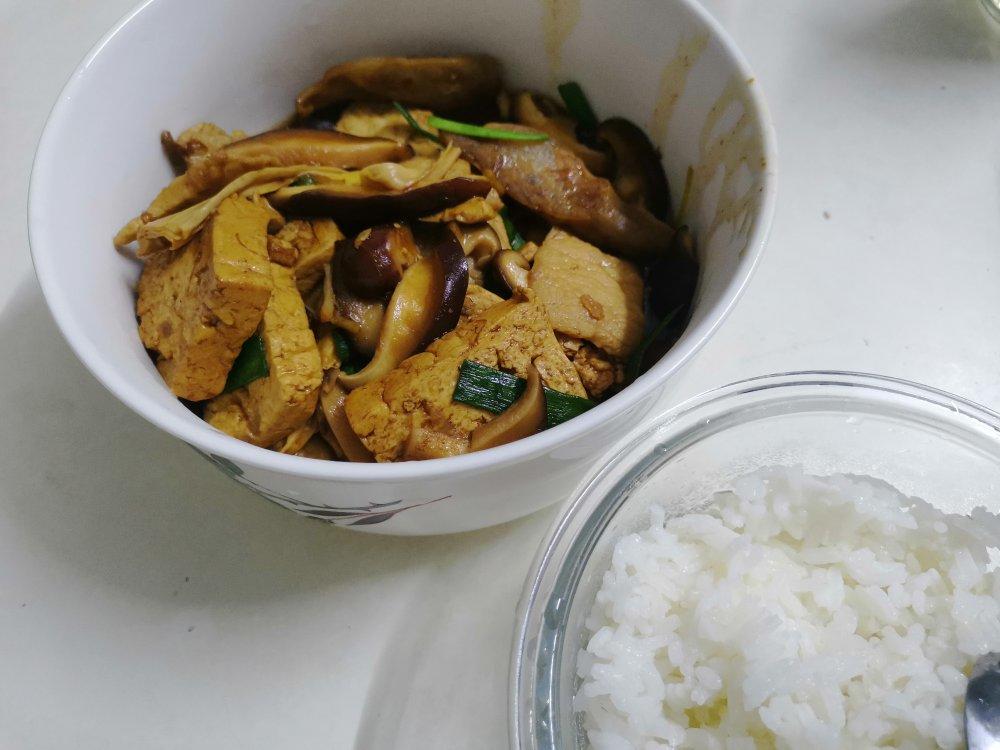 简单好味一锅焖【家常豆腐煲】，热乎又下饭！