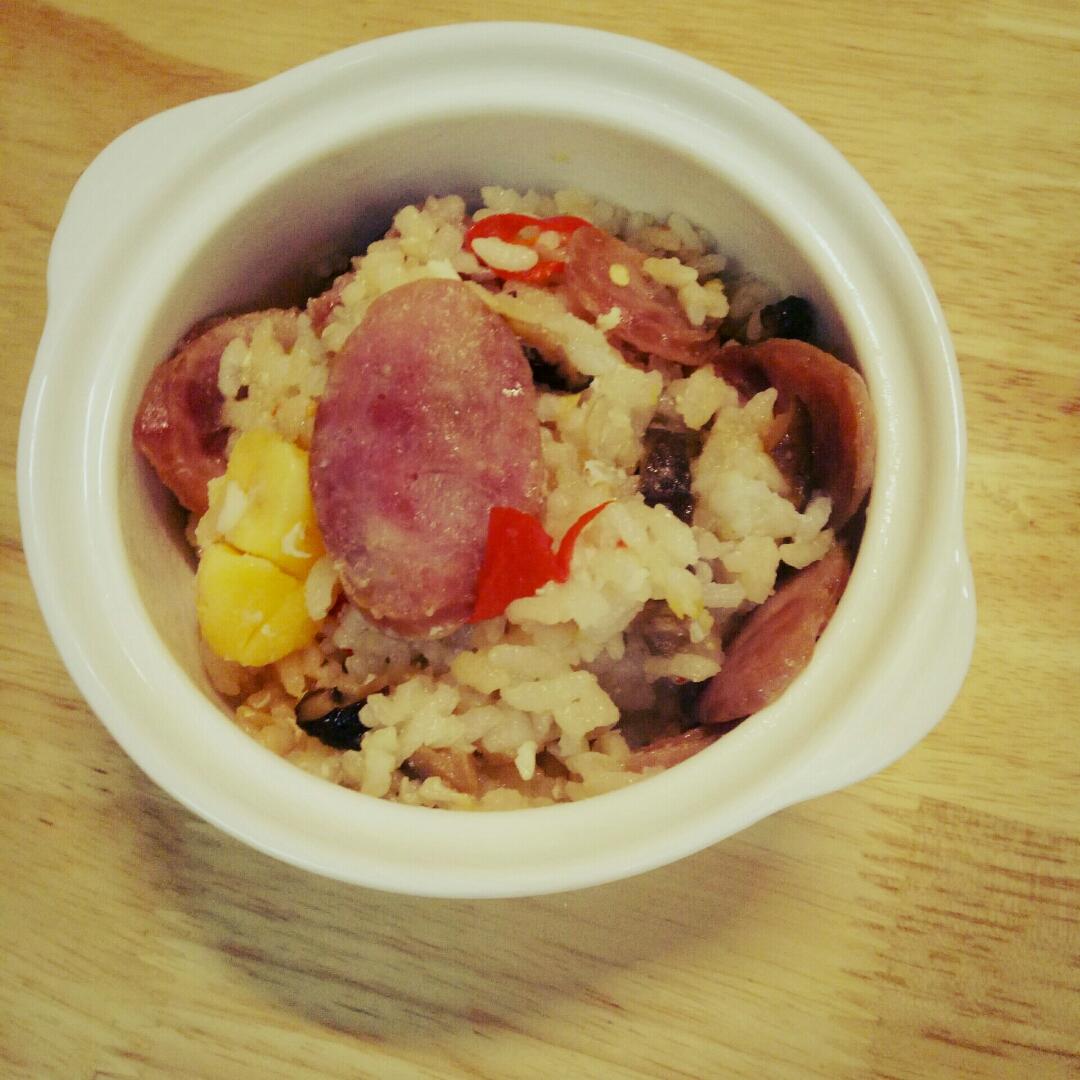 香菇腊肠煲仔饭（电饭煲）